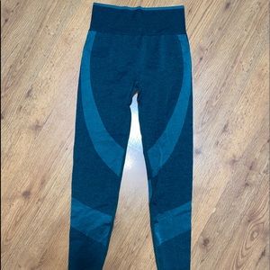 Victoria's Secret Pink Ultimate Seamless Legging